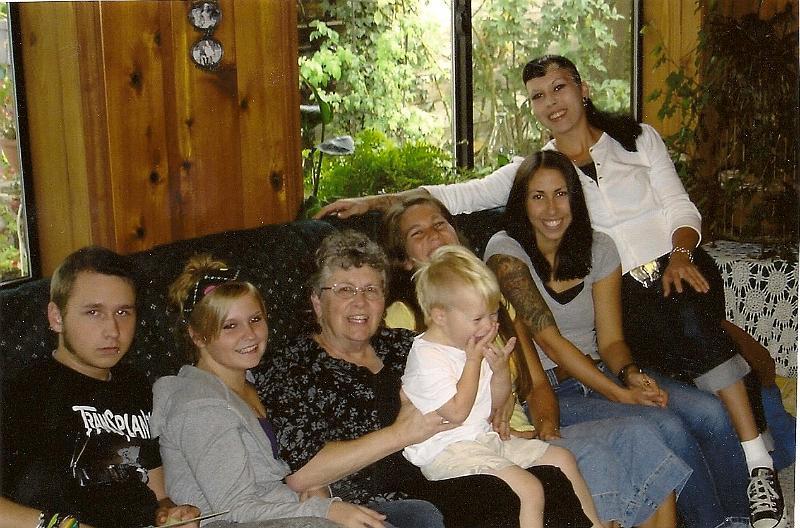 Gayle's grandkids- Curtis, Breeana, Alicia, Angie, audrey, Jaxxum on lap.jpg